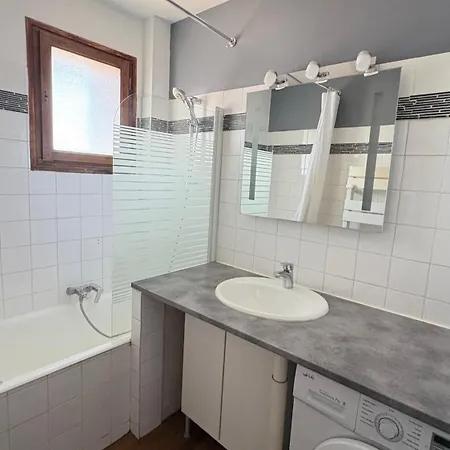 Daire Confortable Familial, Vue, Baignoire