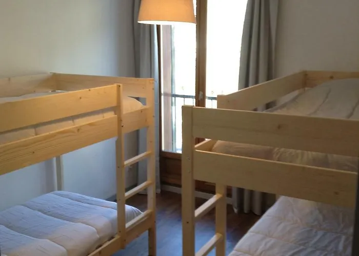 Confortable Appartement Familial, Vue, Baignoire